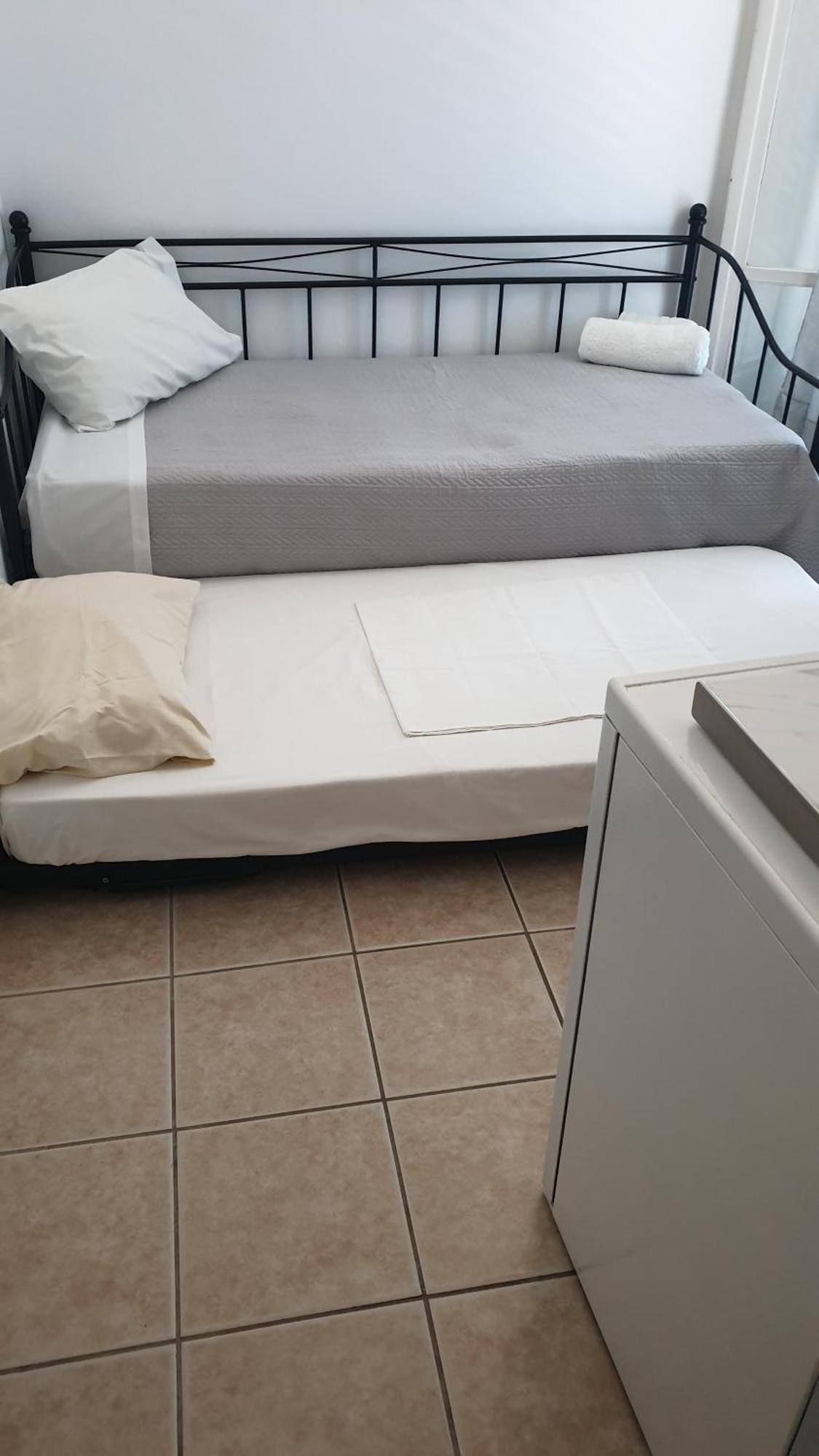 Errika Apartman Ermúpoli Szoba fotó